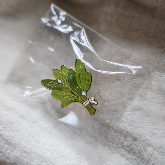 Sage Bundle Enamel Pin - Picture 3 of 6